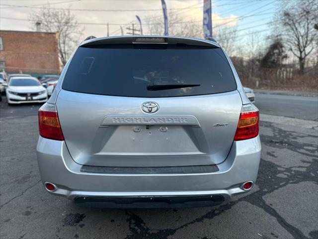 used 2010 Toyota Highlander car, priced at $7,499