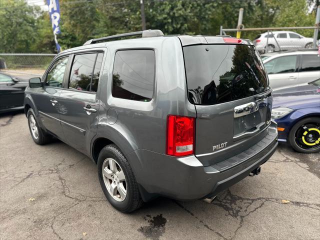 used 2011 Honda Pilot car, priced at $6,999