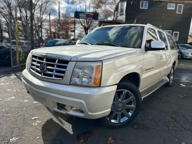 used 2005 Cadillac Escalade car, priced at $6,999