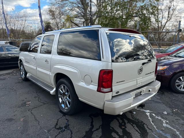 used 2005 Cadillac Escalade car, priced at $6,999