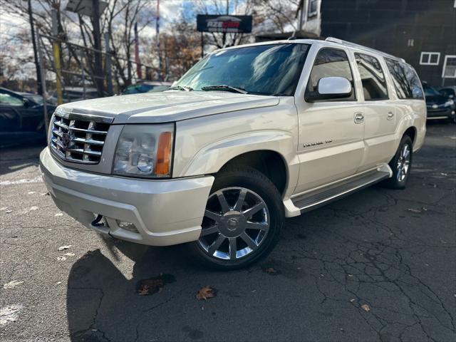 used 2005 Cadillac Escalade car, priced at $6,999