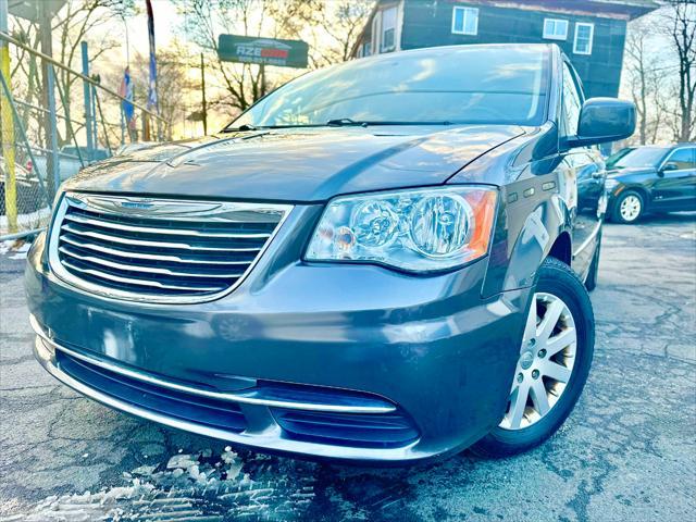 used 2015 Chrysler Town & Country car, priced at $6,499