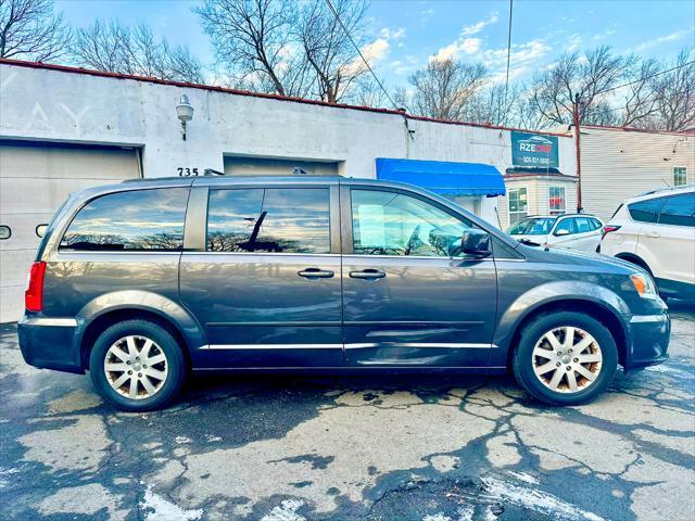 used 2015 Chrysler Town & Country car, priced at $6,499