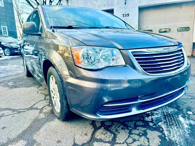 used 2015 Chrysler Town & Country car, priced at $6,499