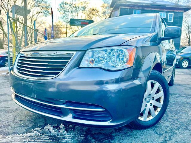 used 2015 Chrysler Town & Country car, priced at $6,499