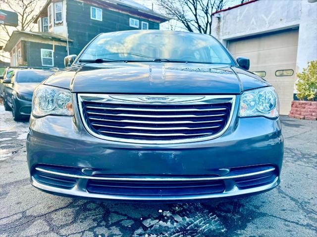 used 2015 Chrysler Town & Country car, priced at $6,499