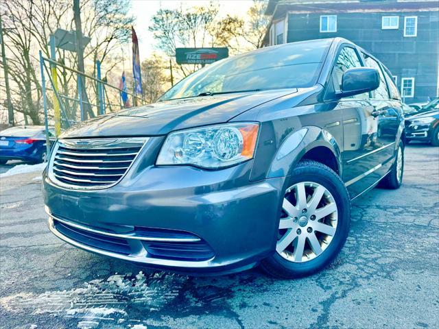 used 2015 Chrysler Town & Country car, priced at $6,499