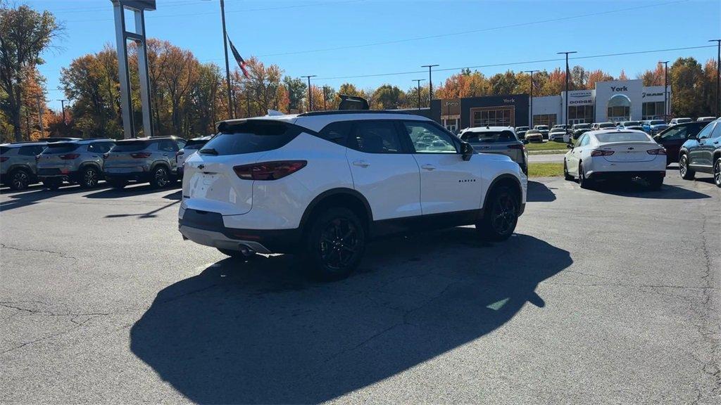 new 2025 Chevrolet Blazer car, priced at $36,072