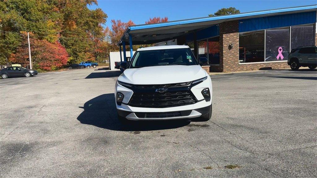 new 2025 Chevrolet Blazer car, priced at $36,072