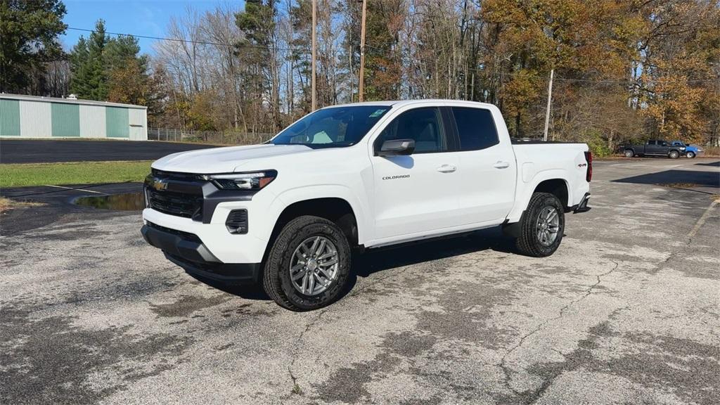 new 2024 Chevrolet Colorado car, priced at $43,811