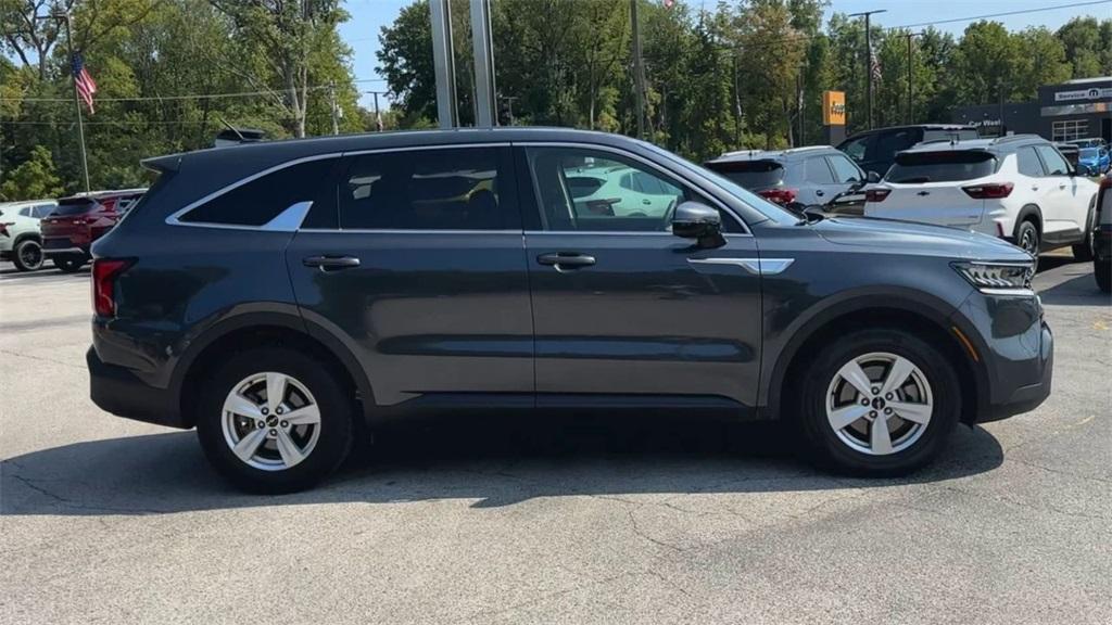 used 2023 Kia Sorento car, priced at $24,565