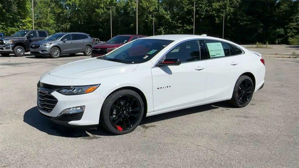 new 2024 Chevrolet Malibu car, priced at $31,723