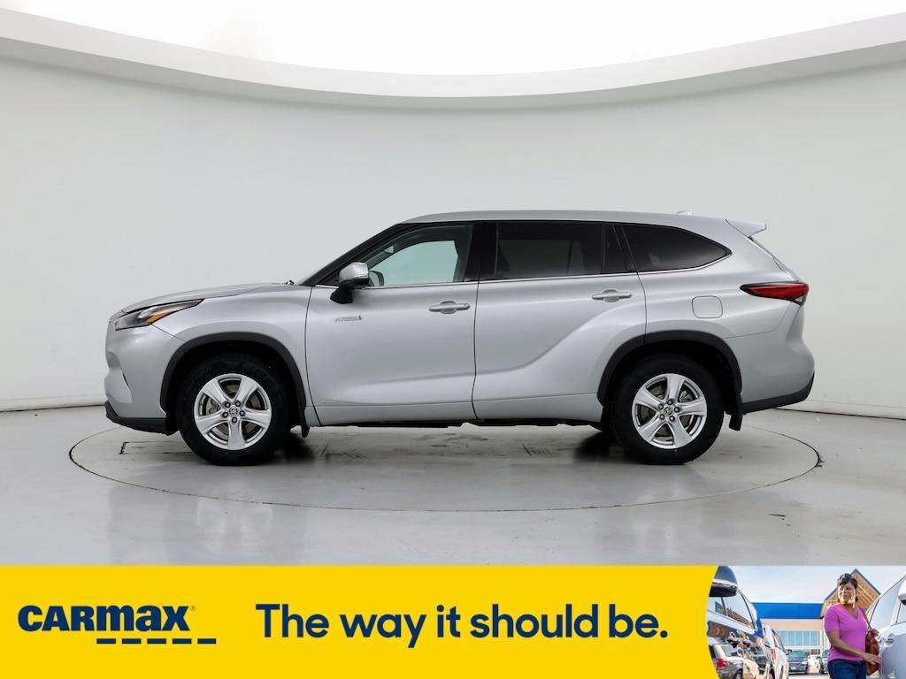 used 2021 Toyota Highlander Hybrid car, priced at $32,998