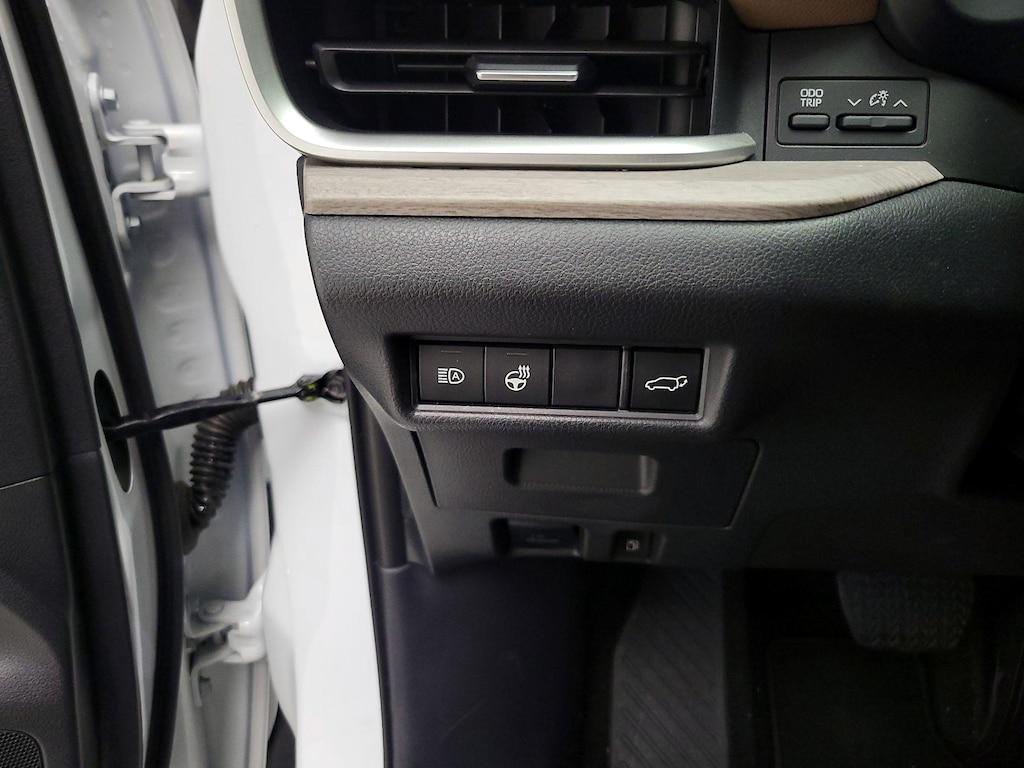 used 2025 Toyota Grand Highlander car, priced at $59,998