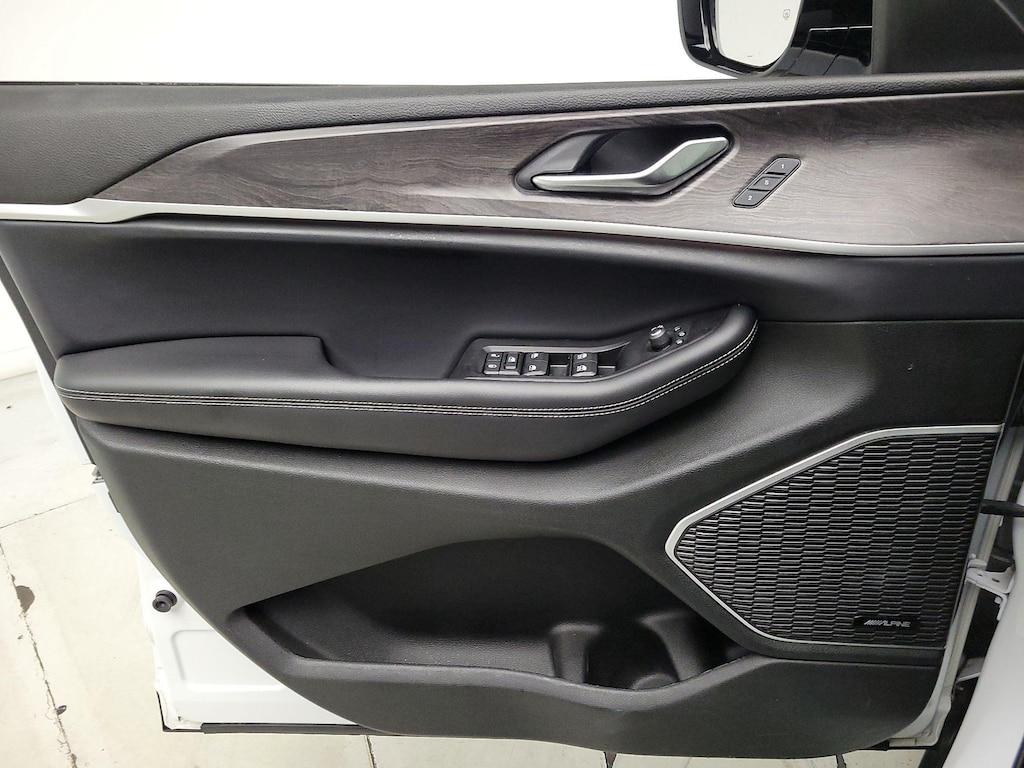 used 2022 Jeep Grand Cherokee car, priced at $32,998