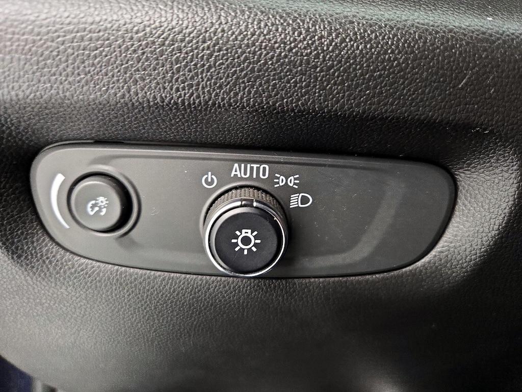 used 2023 Chevrolet Traverse car, priced at $33,998