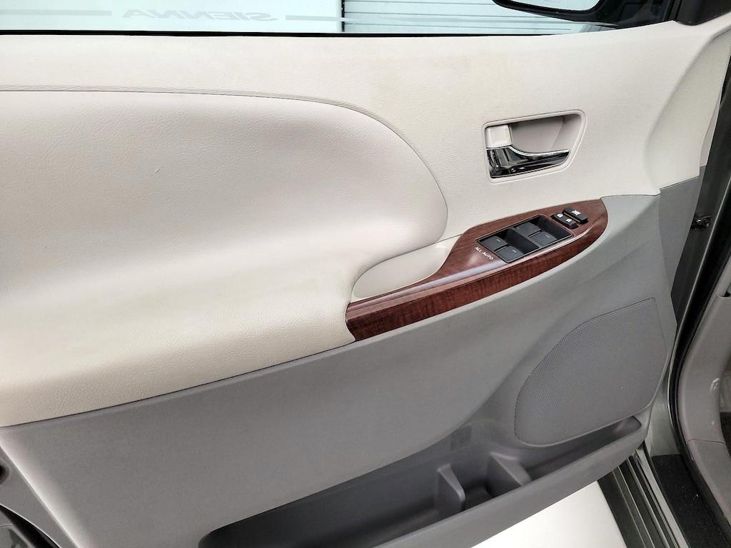 used 2014 Toyota Sienna car, priced at $21,998