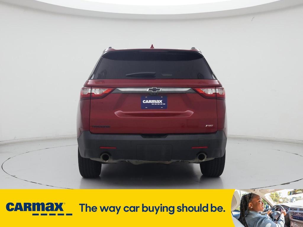 used 2021 Chevrolet Traverse car, priced at $27,998