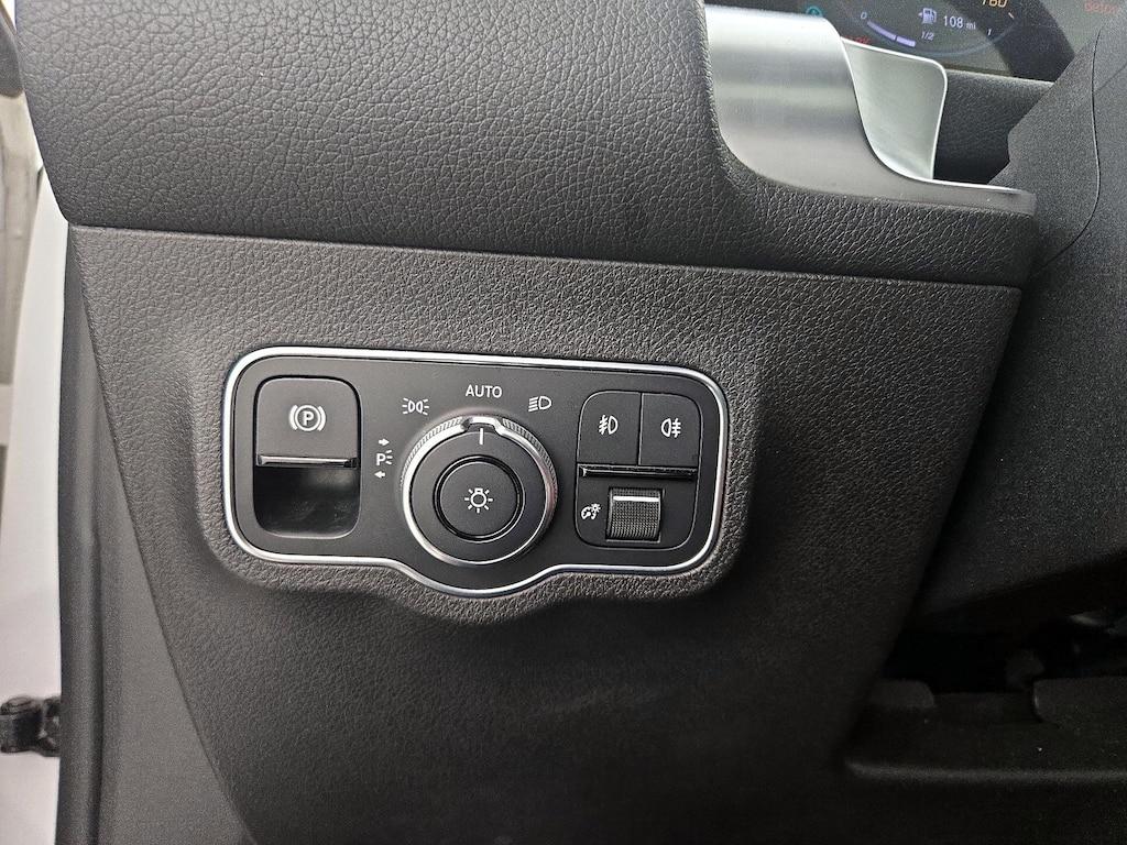 used 2020 Mercedes-Benz GLB 250 car, priced at $27,998
