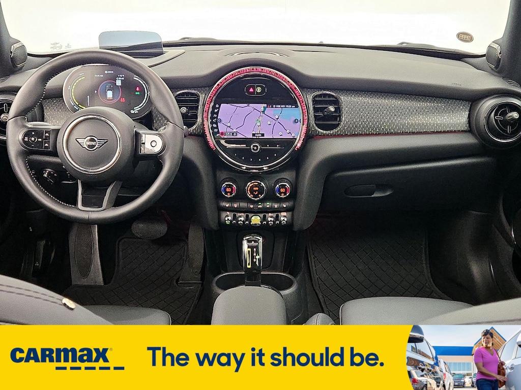used 2022 MINI SE Hardtop car, priced at $23,998
