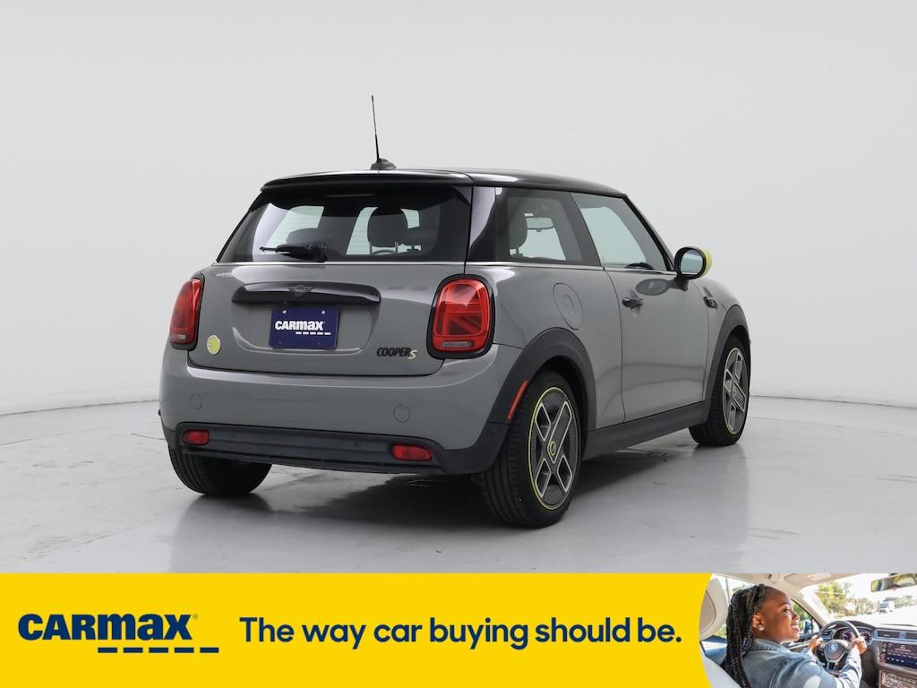 used 2022 MINI SE Hardtop car, priced at $23,998