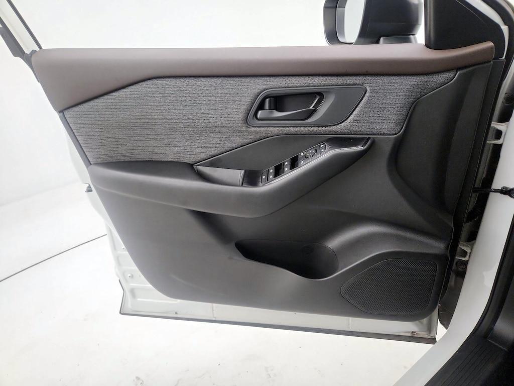 used 2023 Nissan Rogue car, priced at $24,998