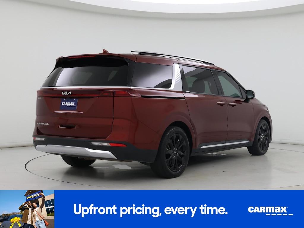 used 2022 Kia Carnival car, priced at $34,998