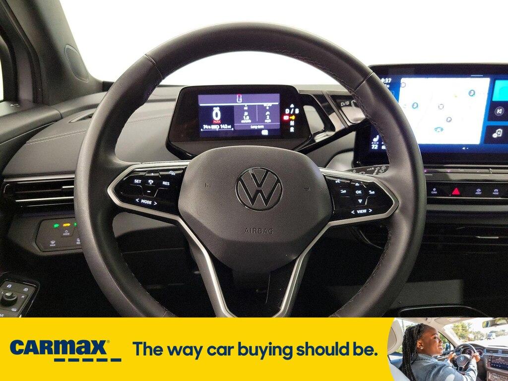 used 2024 Volkswagen ID.4 car, priced at $25,998