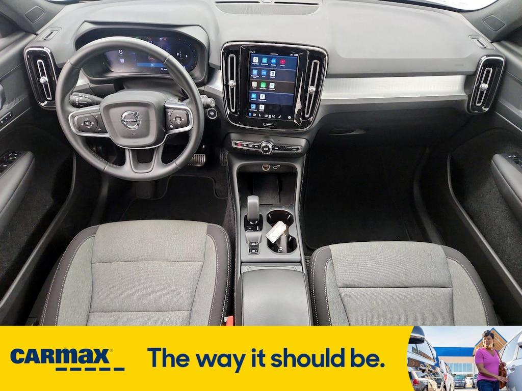 used 2025 Volvo XC40 car, priced at $31,998