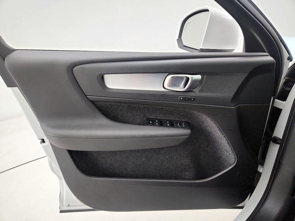 used 2025 Volvo XC40 car, priced at $31,998