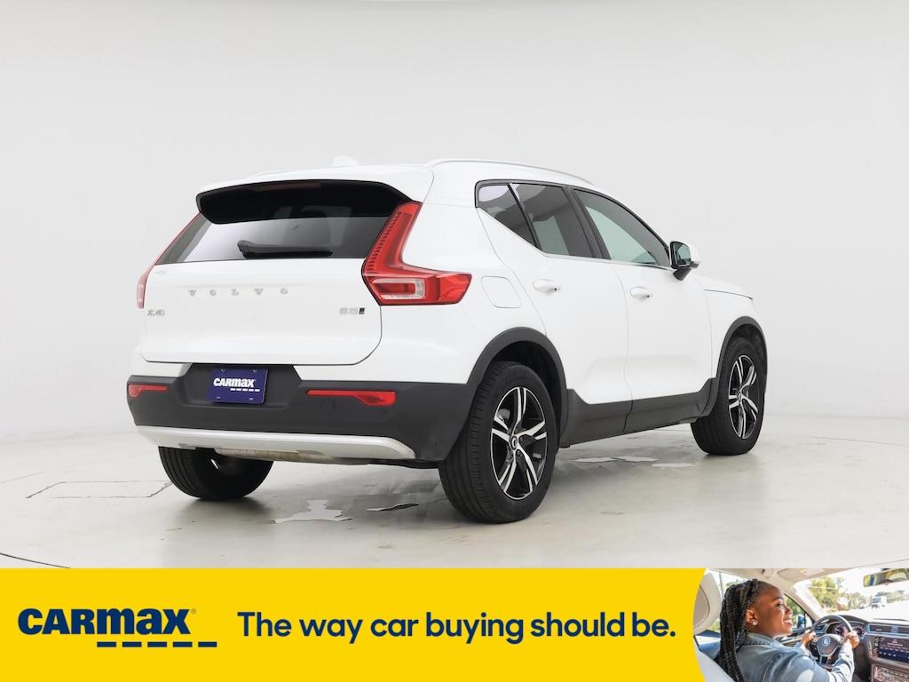 used 2025 Volvo XC40 car, priced at $31,998