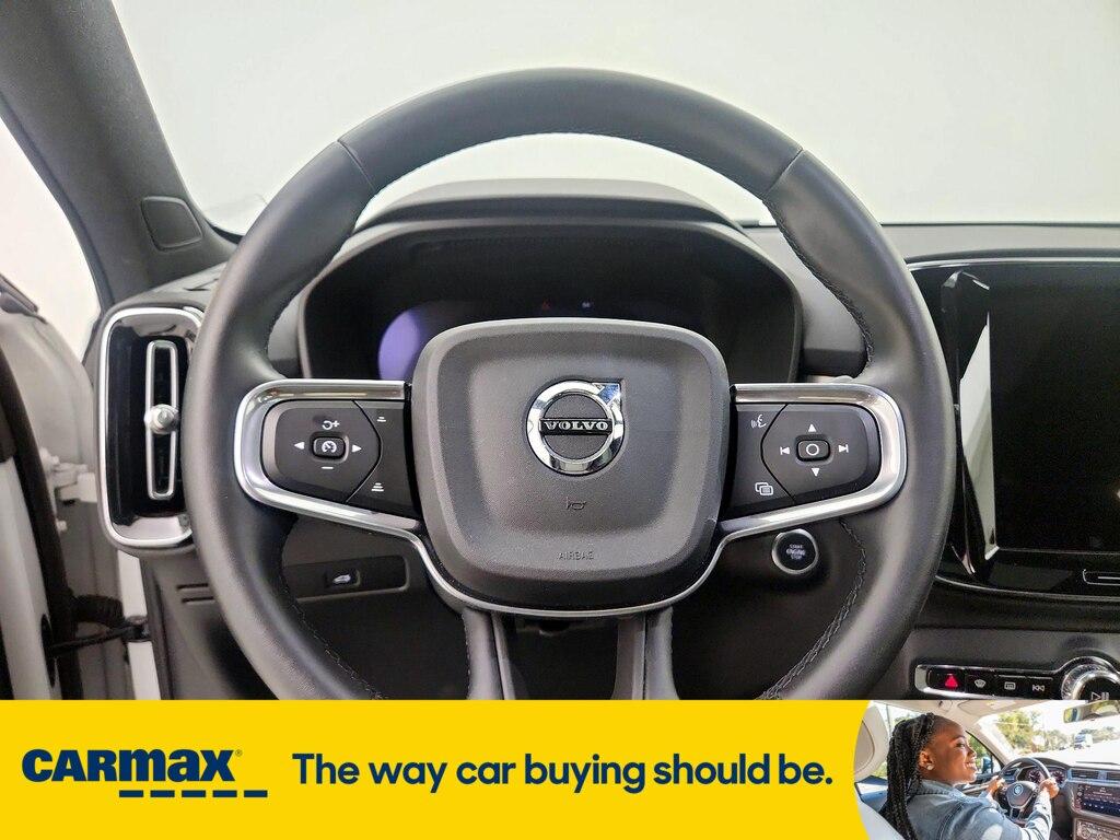 used 2025 Volvo XC40 car, priced at $32,998