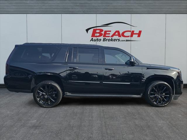 used 2020 Cadillac Escalade ESV car, priced at $37,990