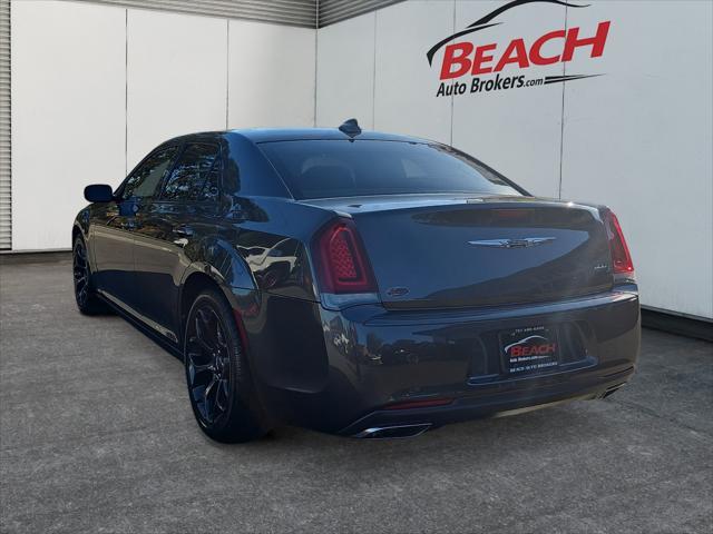 used 2020 Chrysler 300 car, priced at $23,870