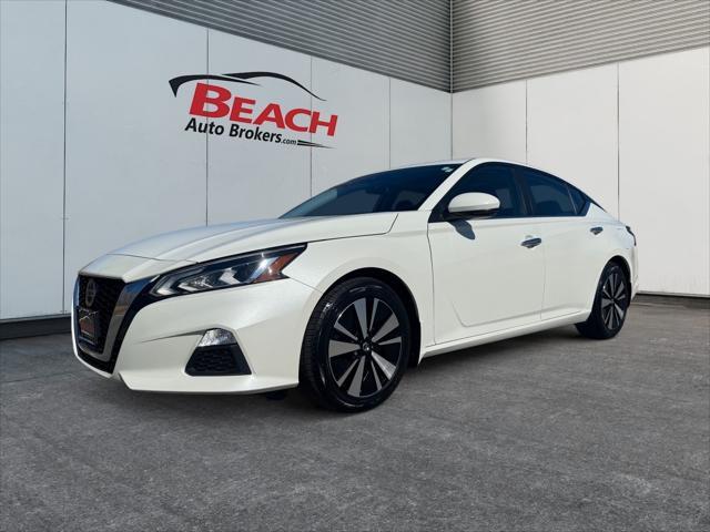 used 2022 Nissan Altima car, priced at $19,477