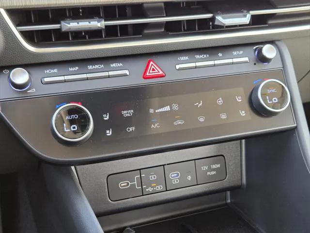 new 2025 Hyundai Sonata Hybrid car, priced at $37,385
