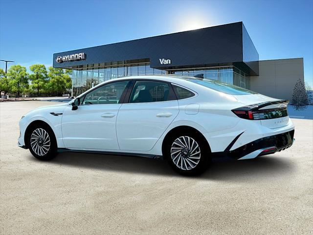 new 2025 Hyundai Sonata Hybrid car, priced at $38,203