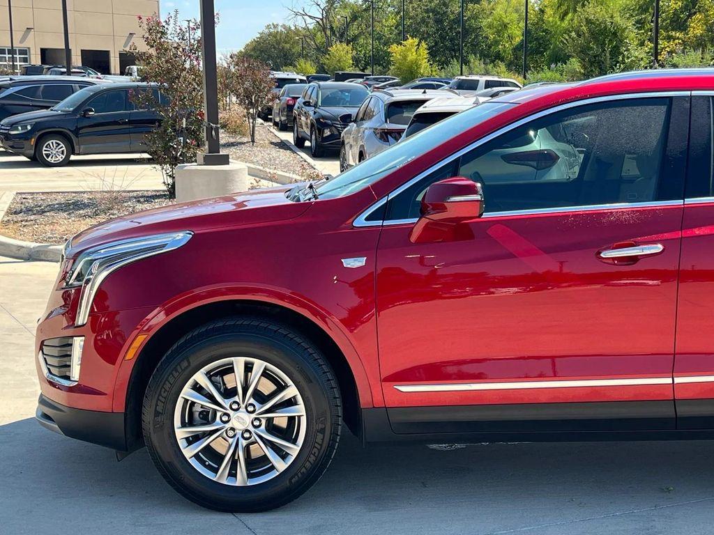 used 2021 Cadillac XT5 car, priced at $23,700
