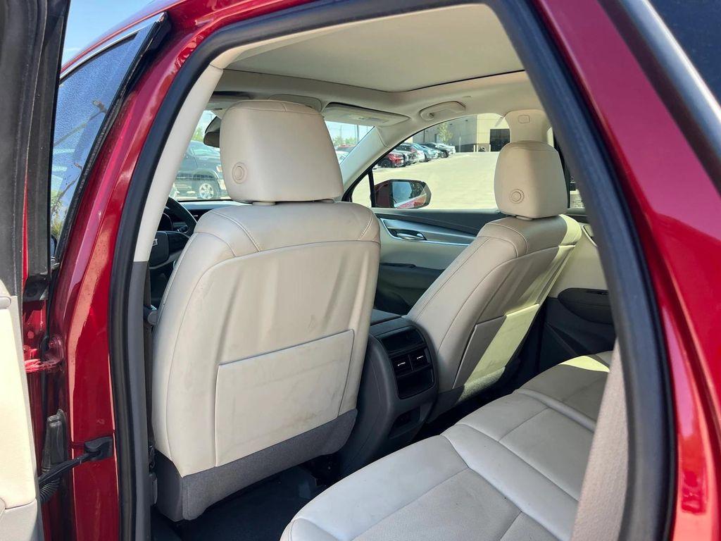 used 2021 Cadillac XT5 car, priced at $23,700