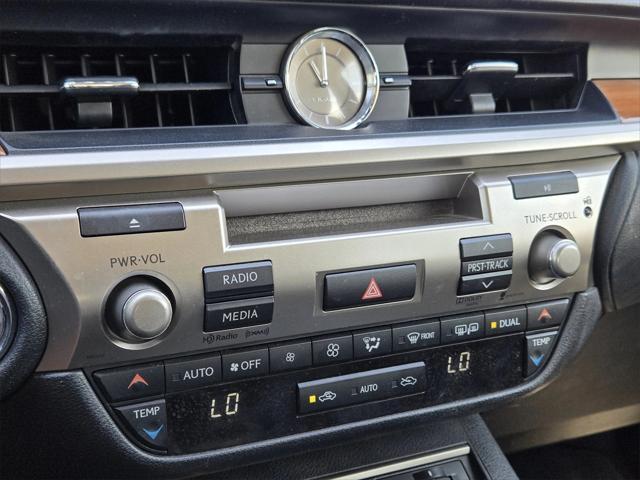 used 2014 Lexus ES 300h car, priced at $19,406