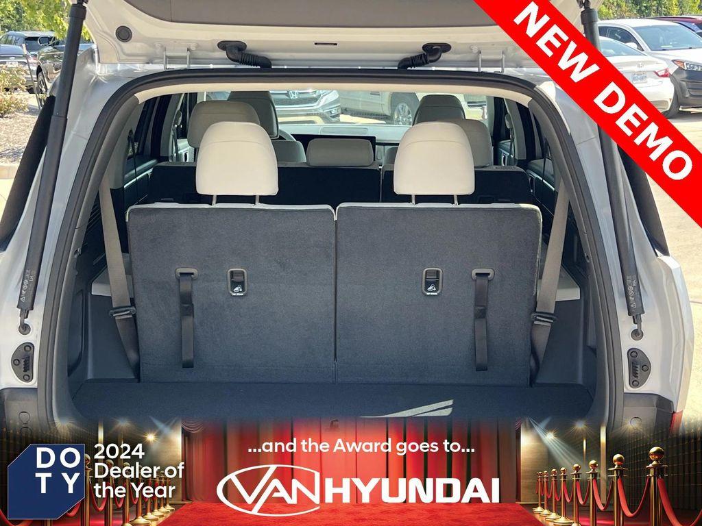 used 2025 Hyundai Santa Fe car, priced at $30,561
