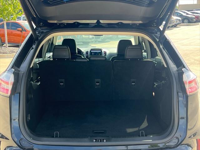 used 2024 Ford Edge car, priced at $29,987