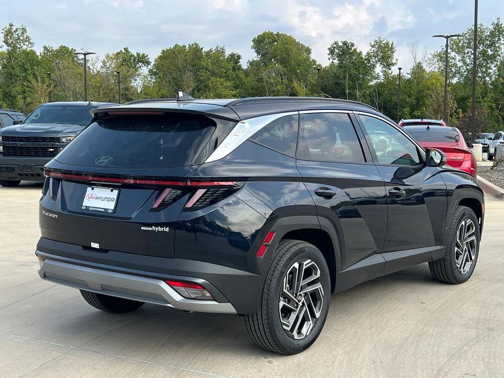 new 2026 Hyundai TUCSON Hybrid car, priced at $43,560