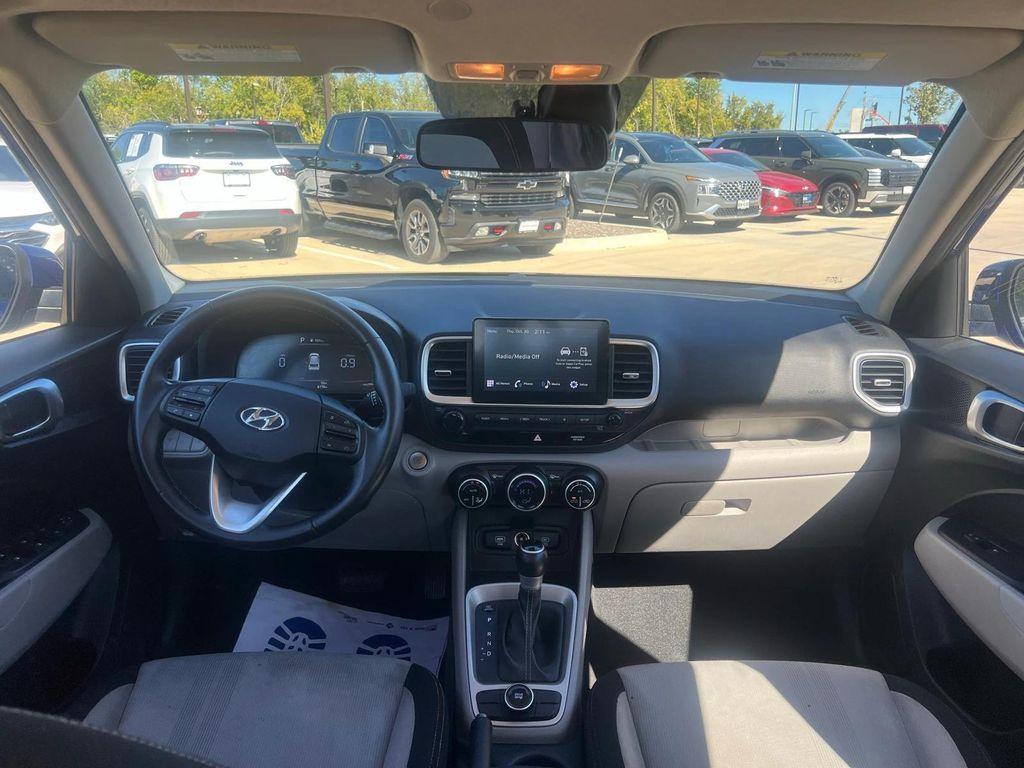 used 2025 Hyundai Venue car, priced at $19,999