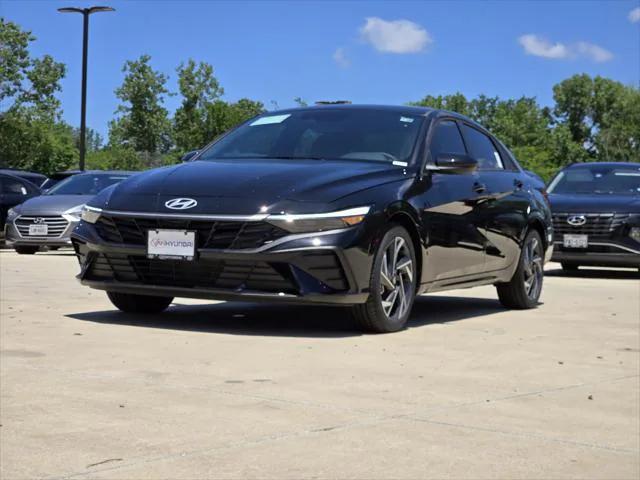 new 2025 Hyundai Elantra car, priced at $23,036