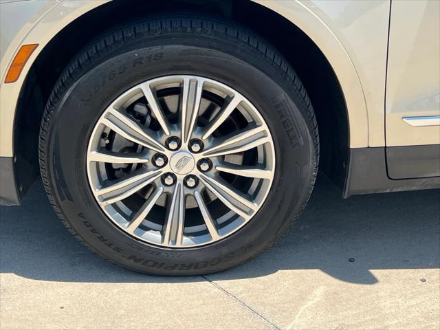 used 2017 Cadillac XT5 car, priced at $17,999