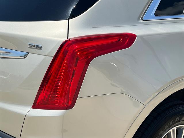 used 2017 Cadillac XT5 car, priced at $17,999