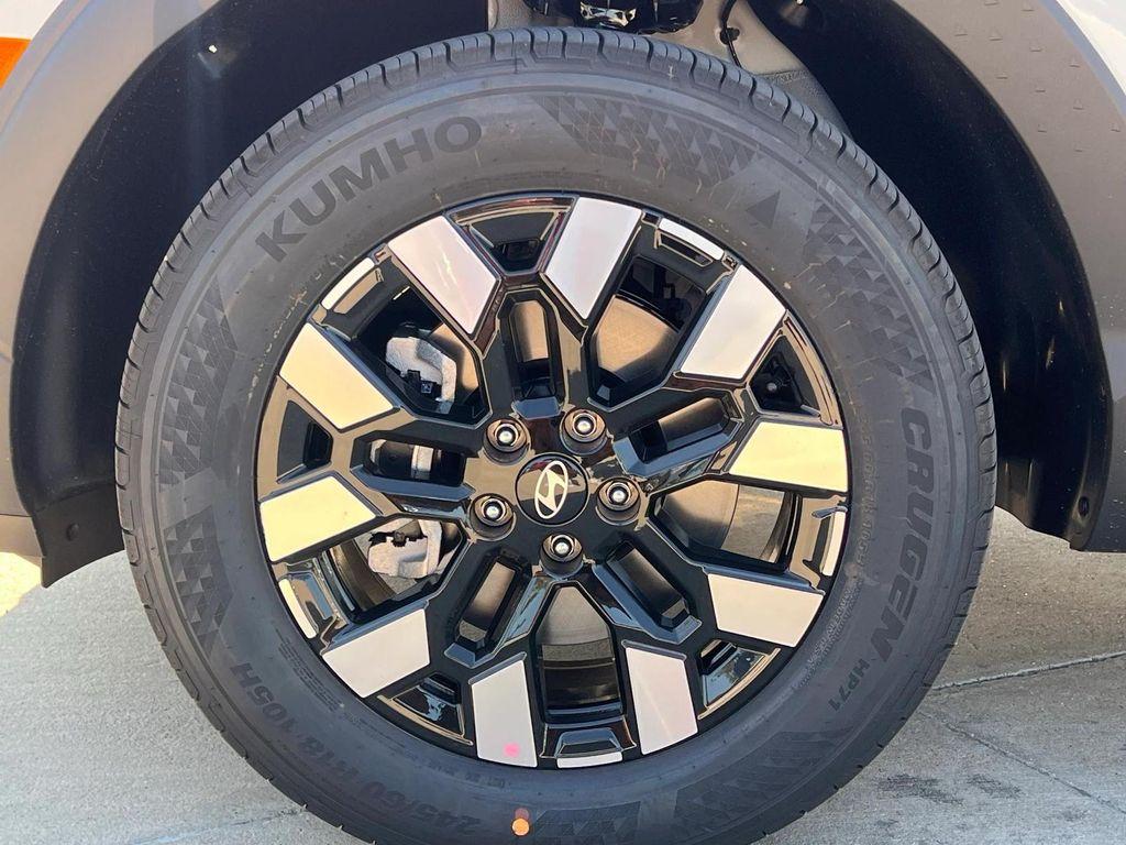 new 2026 Hyundai SANTA CRUZ car, priced at $33,325