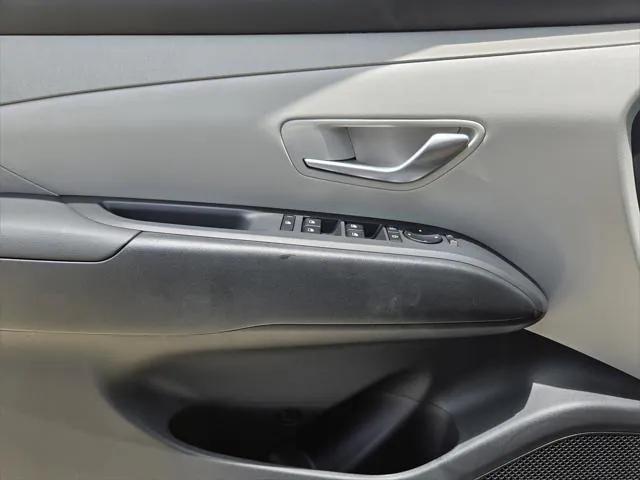 new 2025 Hyundai Tucson car, priced at $33,199