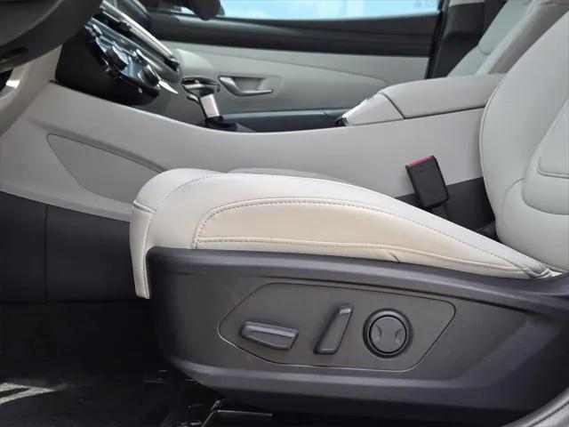 new 2025 Hyundai Tucson car, priced at $33,199